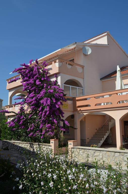 Apartments Jadranka Novaglia Esterno foto
